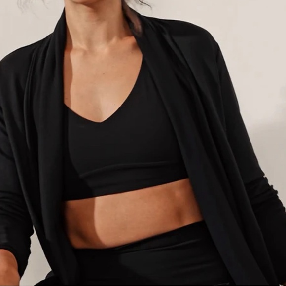 Athleta PRANAYAMA RESTORE WRAP - Picture 3 of 7